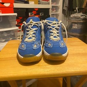 Nike Air Jordan 11 IE Argon Blue; Size 11.5(2007)